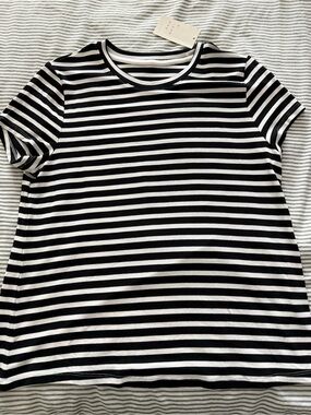 A New Day Classic Black & White Striped Short-Sleeve Top